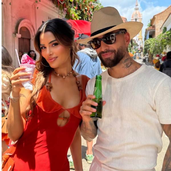 MALUMA BRILLA EN CARTAGENA CON BRONCEADOR