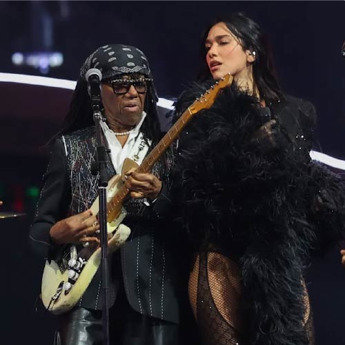 DUA LIPA SORPRENDE EN NUEVA YORK