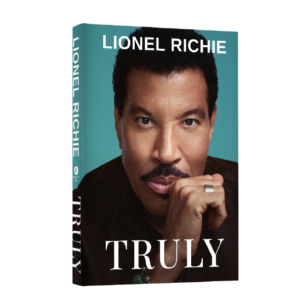 LIONEL RICHIE PRESENTA SUS MEMORIAS TRULY Y ANUNCIA GIRA PROMOCIONAL